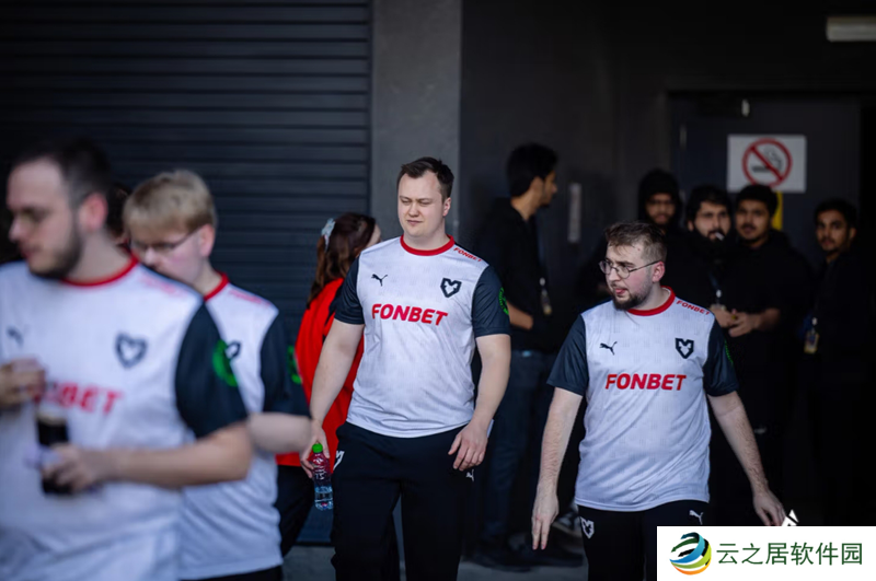 MOUZ教练sycrone：续约Jimpphat证明MOUZ不只打算卖人赚钱